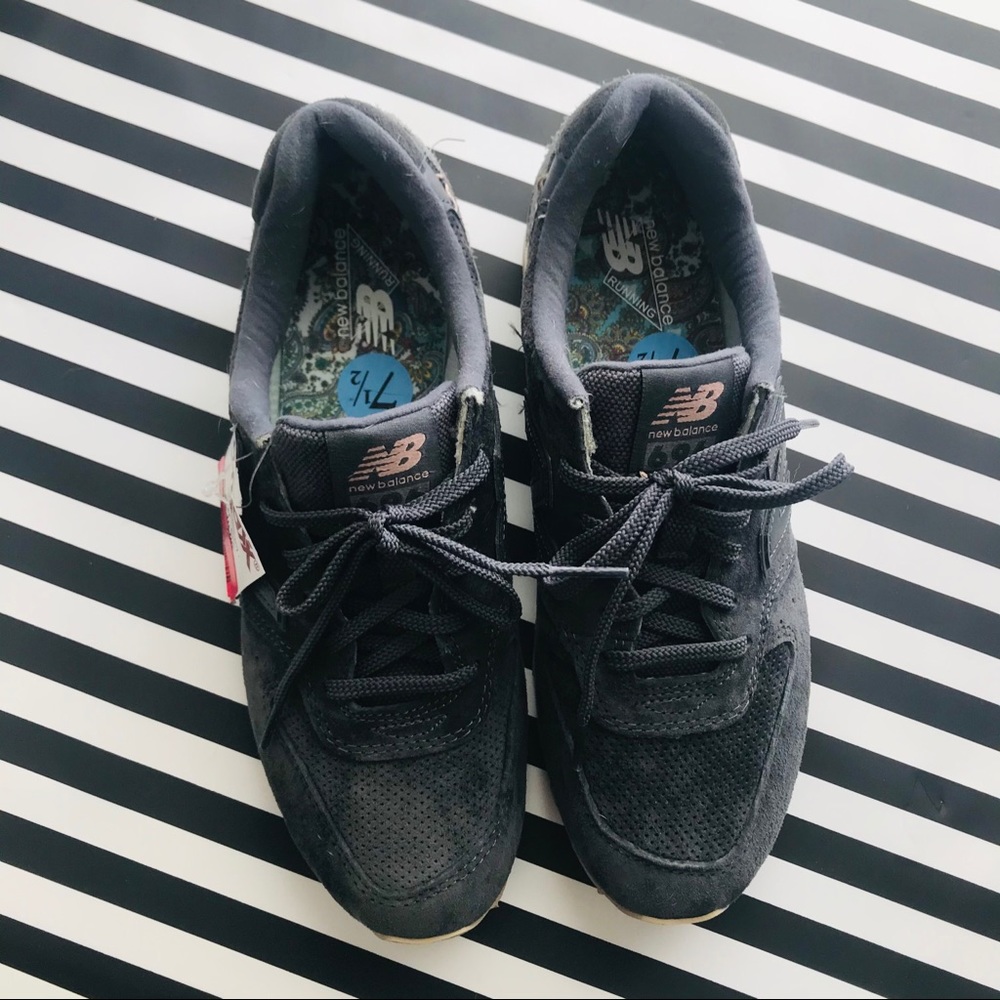 New Balance sneakers NWT
